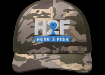 Camo trucker hat